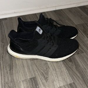 🚫 SOLD 🚫 Adidas boost